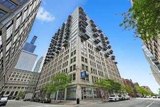 565 W Quincy St Unit 1306, Chicago, IL 60661