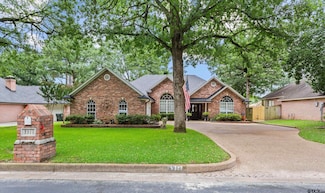 3311 Oak Village Dr, Tyler, TX 75707