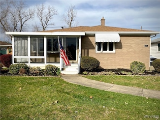 26 Ceil Dr, Buffalo, NY 14227