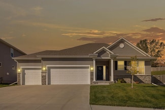 7358 S 185th St, Omaha, NE 68136