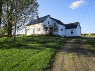 115 Valley Rd, Derby Line, VT 05830