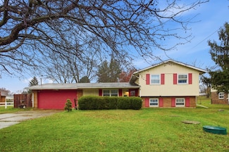 62 Fay Dr, Enon, OH 45323