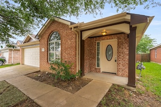 648 Tabasco Trail, Arlington, TX 76002