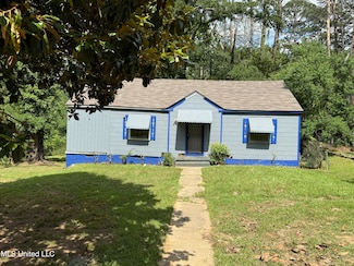 3158 Alameda Dr, Jackson, MS 39212