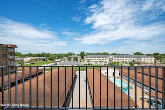 3030 Breckenridge Ln Unit 415, Louisville, KY 40220