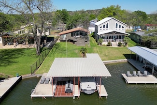 512 Shadyside Ln, Sunrise Beach, TX 78643