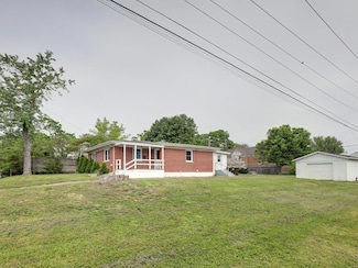 324 E Olive St, Palmyra, MO 63461