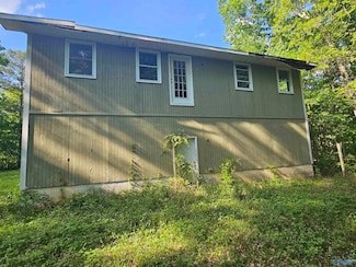 26096 Children Ln, Athens, AL 35613