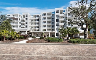 2550 Harbourside Dr Unit 322, Longboat Key, FL 34228
