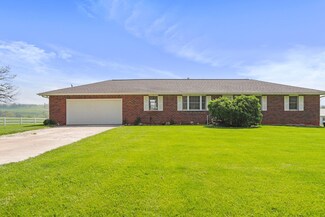 3614 County Line Rd, Mountain Grove, MO 65711