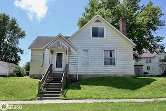 1615 Smith St, Burlington, IA 52601