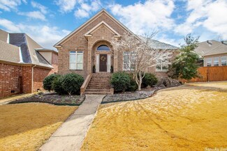 60 Wellington Colony Dr, Little Rock, AR 72211
