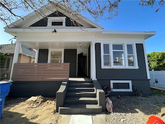 1168 W 35th St, Los Angeles, CA 90007