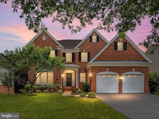15274 Golf View Dr, Haymarket, VA 20169