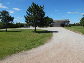 16600 W 48th Street Cir, Colwich, KS 67030