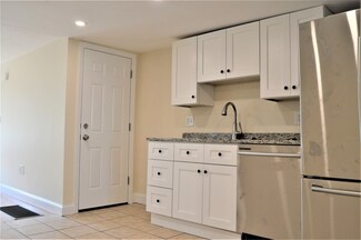 273 Chestnut St, Lynn, MA 01902