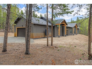 200 Severance Lodge Rd, Black Hawk, CO 80422