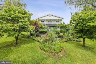 3187 Bishop Meade Rd, Boyce, VA 22620