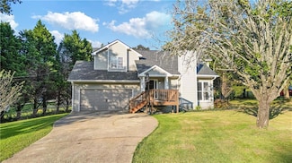 359 Scenic Ln, Auburn, GA 30011