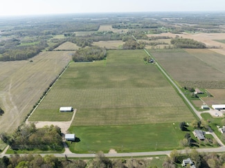 1800 E Lemon Creek Rd, Oronoko Charter Township, MI 49103