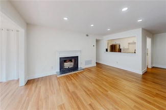1601 Augusta Dr SE, Marietta, GA 30067
