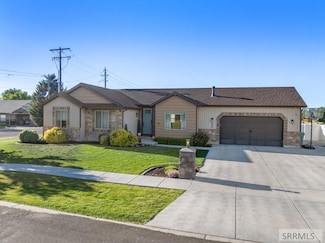 502 Martha St, Chubbuck, ID 83202