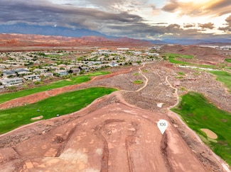 1702 N Golden Bear Way Unit 106, Washington, UT 84780