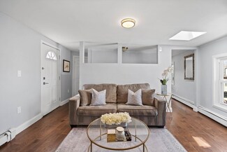 1 Telegraph St Unit 3, Boston, MA 02127