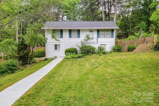 308 Melody Cir, Swannanoa, NC 28778