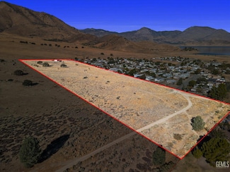 4500 Joshua Dr, Mountain Mesa, CA 93240