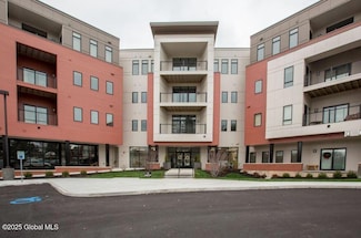 2 West Ave Unit 404, Saratoga Springs, NY 12866