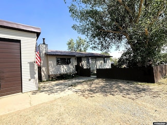 529 & 543 S Pine St, La Barge, WY 83123