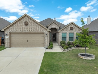 1713 Victoria Dr, Saginaw, TX 76131