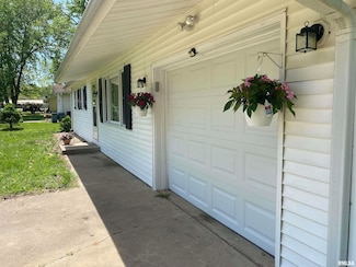 107 Locust, Meredosia, IL 62665