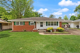 829 Foxglove Dr, Jeffersonville, IN 47130