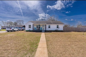 508 Moss Ave, Muscle Shoals, AL 35661