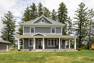 23419 Gehl Ln, Cascade, IA 52033