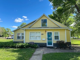 1025 E 7th Ave, Mitchell, SD 57301
