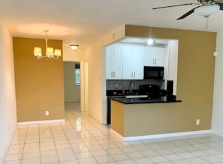 2915 Plunkett St Unit 11D, Hollywood, FL 33020