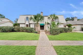 10715 Braes Bayou Dr, Houston, TX 77071