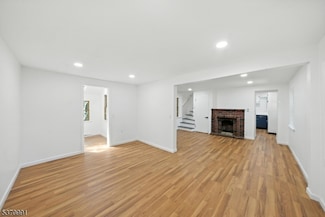 34 North St, Bloomsbury, NJ 08804
