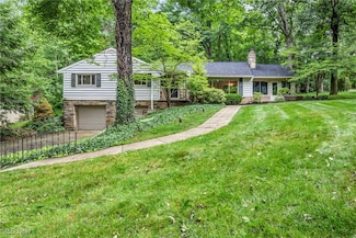 2663 Waltham Rd, Akron, OH 44313