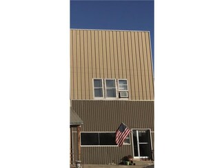 107 N Polk St, Maysville, MO 64469