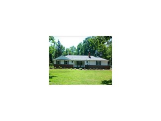 34200 Dorchester Rd, Gates Mills, OH 44040