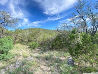 430 Frio Canyon Loop, Concan, TX 78838