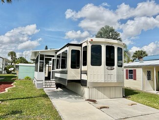 1120 Manila Ln, Bowling Green, FL 33834