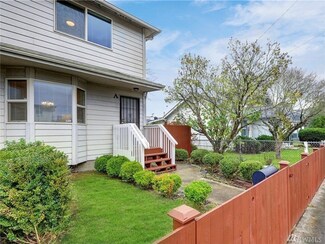 544 Wells Ave N Unit A, Renton, WA 98057