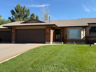 6 Windbridge Ln Unit A, Pueblo, CO 81001