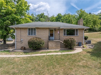 1120 Henderson Ave, Washington, PA 15301