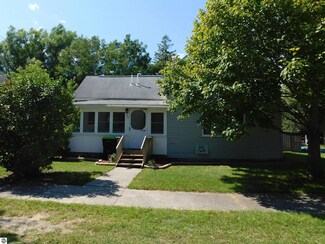 203 Adams St, East Tawas, MI 48730